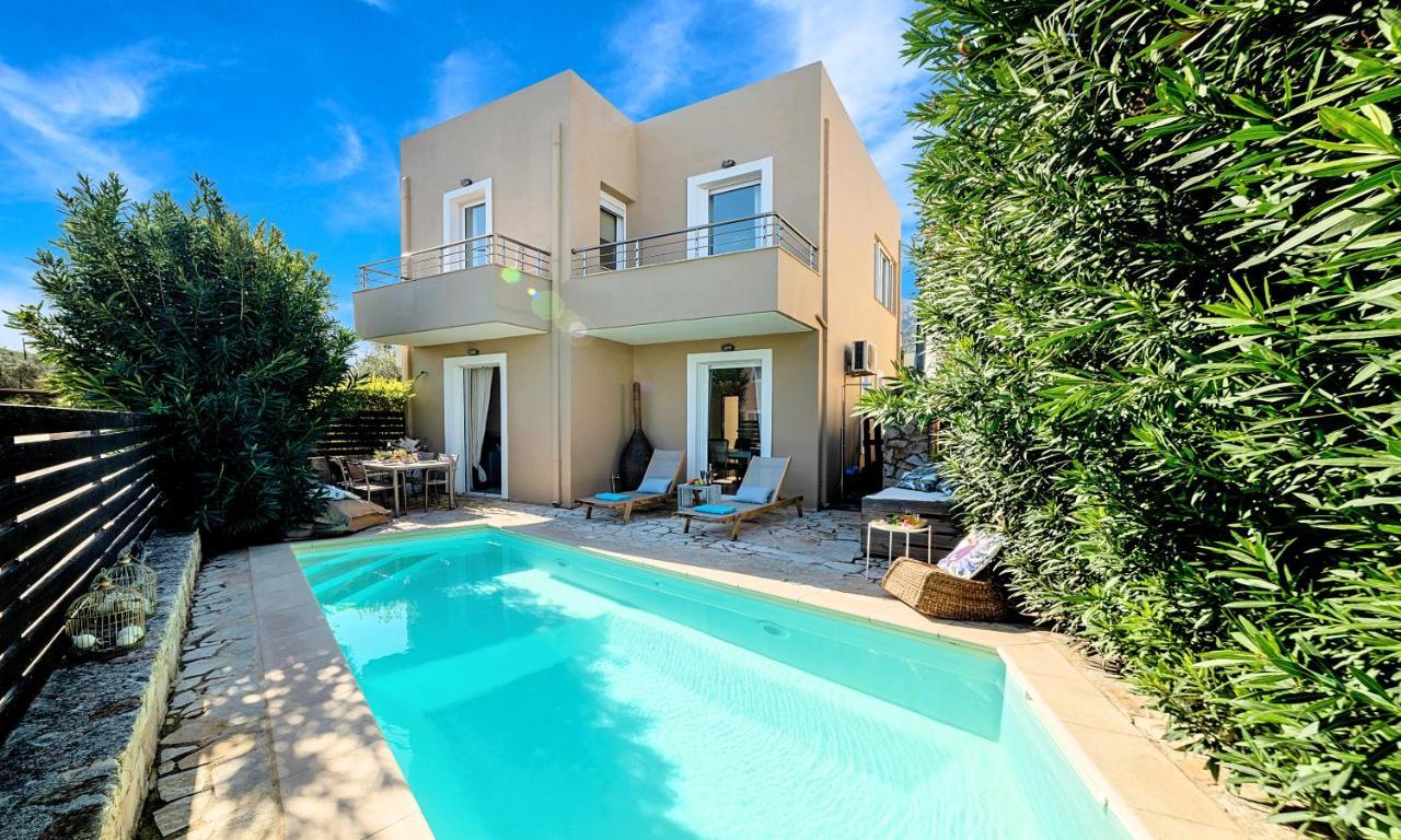 Apple Villas Mouríon Exteriör bild