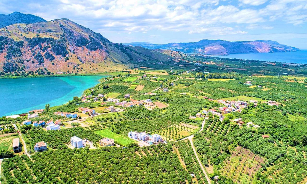 Apple Villas Mouríon Exteriör bild